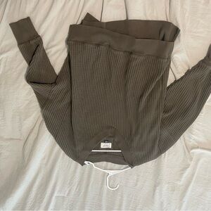 Brown Waffle Knit Sweater - Aerie Size Medium